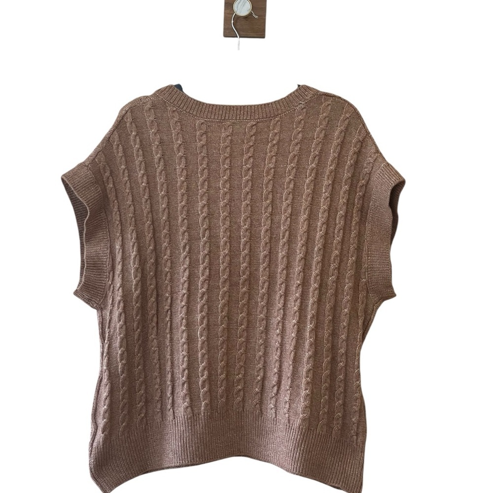 NWT Cupcakes & Cashmere V-Neck Cable Knit Sweater Vest - Picture 5 of 9